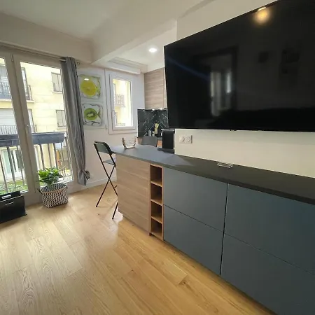 Apartment Beau Paris